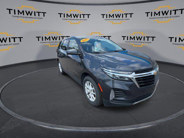 Photo of 2023 Iron Gray Metallic Chevrolet Equinox