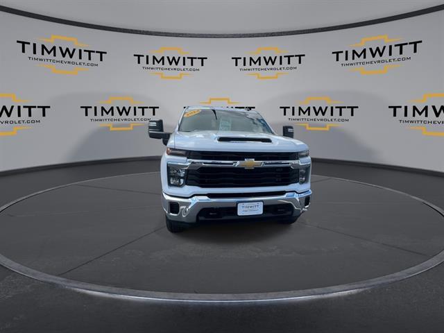 Photo of 2024 Summit White Chevrolet Silverado 2500