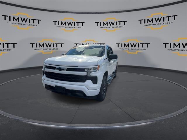 Photo of 2022 Summit White Chevrolet Silverado 1500