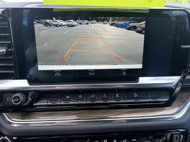 Photo of 2022 Summit White Chevrolet Silverado 1500