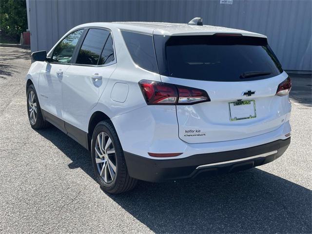 Photo of 2023 Summit White Chevrolet Equinox
