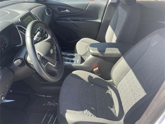 Photo of 2023 Summit White Chevrolet Equinox