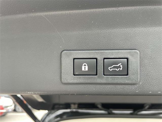 Photo of 2022 Crystal Black Silica Subaru Ascent