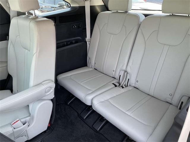 Photo of 2025 Everlasting Silver Kia Sorento