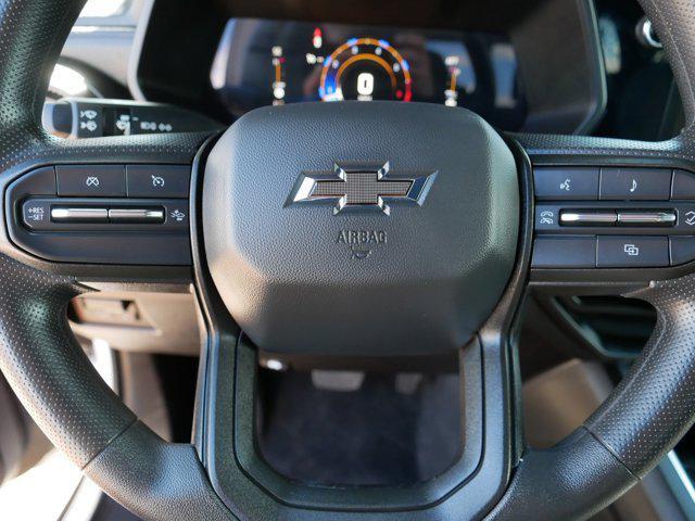 Photo of 2023 Summit White Chevrolet Colorado