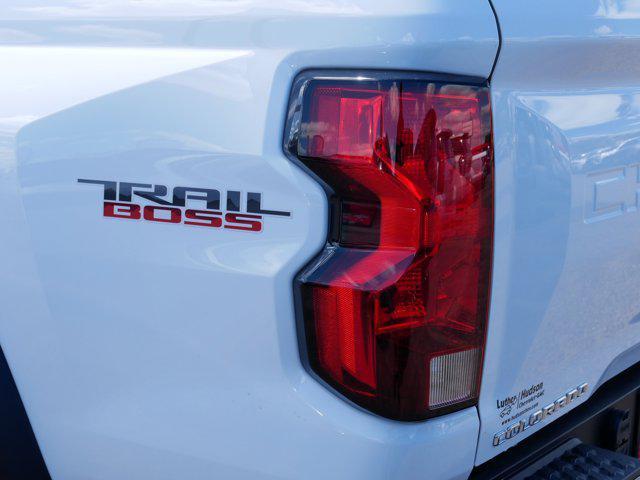Photo of 2023 Summit White Chevrolet Colorado