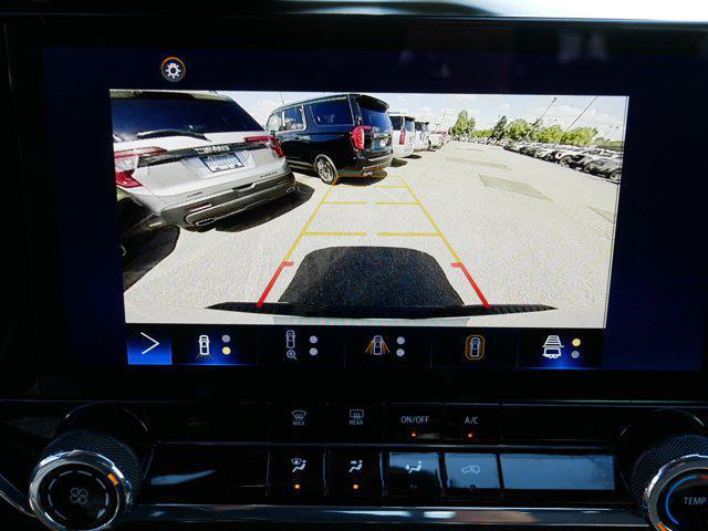 Photo of 2023 Summit White Chevrolet Colorado
