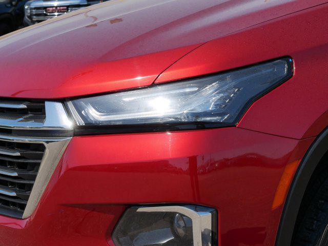 Photo of 2022 Cherry Red Tintcoat Chevrolet Traverse