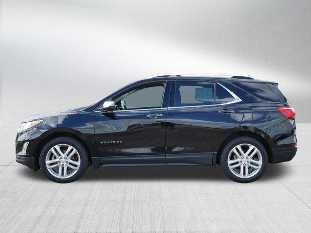 Photo of 2020 Mosaic Black Metallic Chevrolet Equinox