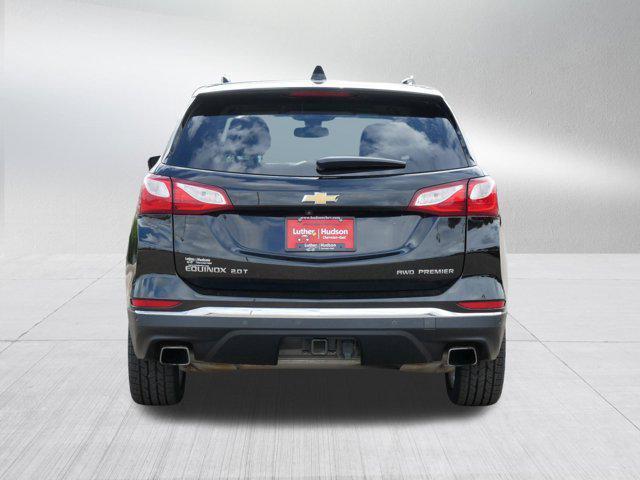 Photo of 2020 Mosaic Black Metallic Chevrolet Equinox