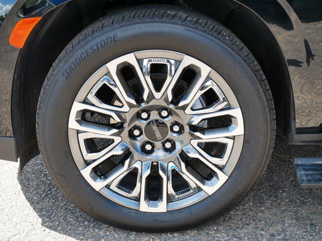 Photo of 2024 Onyx Black GMC Yukon XL