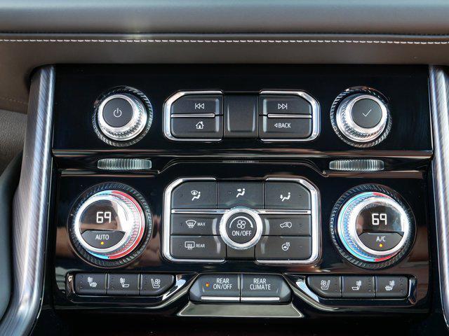 Photo of 2024 Onyx Black GMC Yukon XL