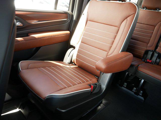 Photo of 2024 Onyx Black GMC Yukon XL
