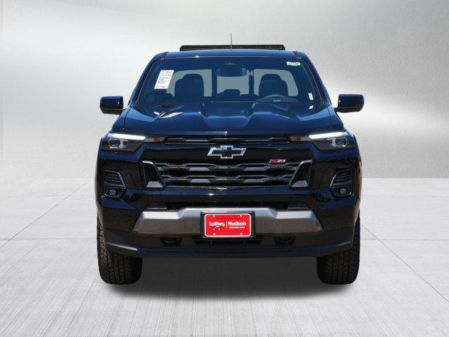 Photo of 2025 Black Chevrolet Colorado