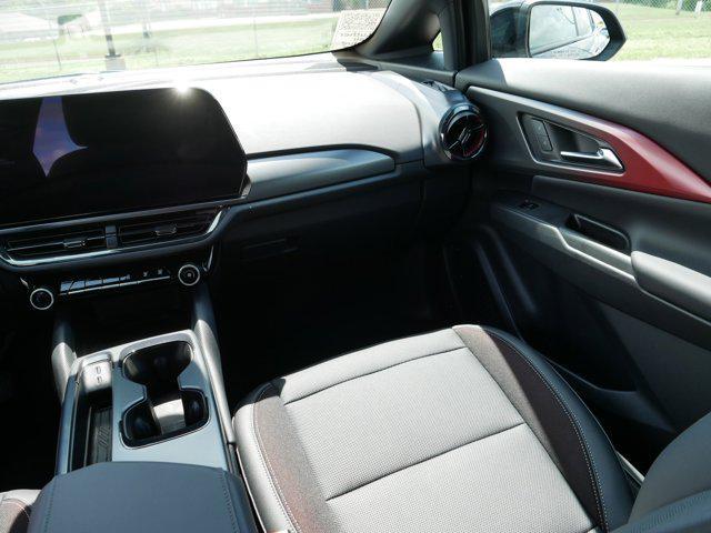 Photo of 2024 Black Chevrolet Equinox EV