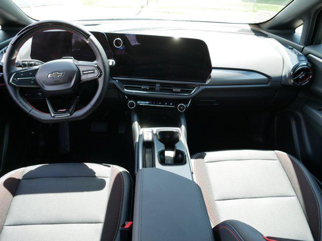 Photo of 2024 Black Chevrolet Equinox EV
