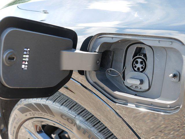 Photo of 2024 Black Chevrolet Equinox EV