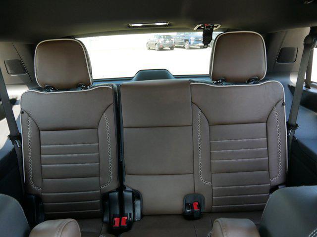 Photo of 2025 White Frost Tricoat GMC Yukon