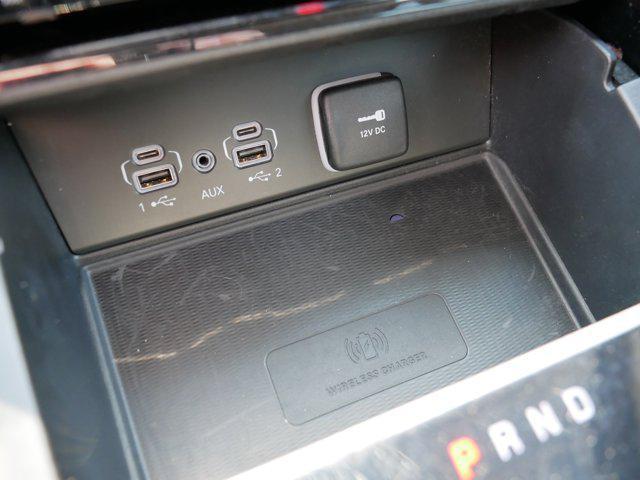 Photo of 2023 Bright White Clearcoat Jeep Grand Cherokee