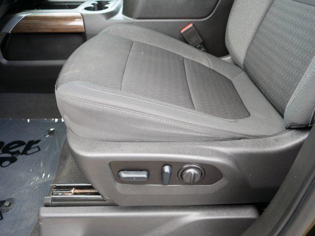 Photo of 2022 Black Chevrolet Silverado 1500