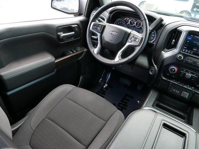 Photo of 2022 Black Chevrolet Silverado 1500