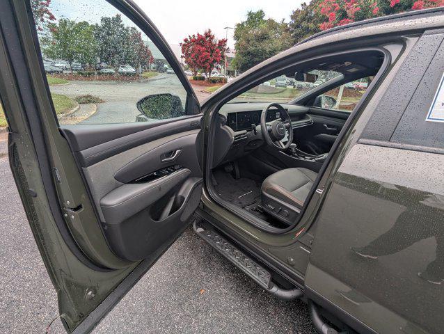 Photo of 2025 Rockwood Green Hyundai SANTA CRUZ