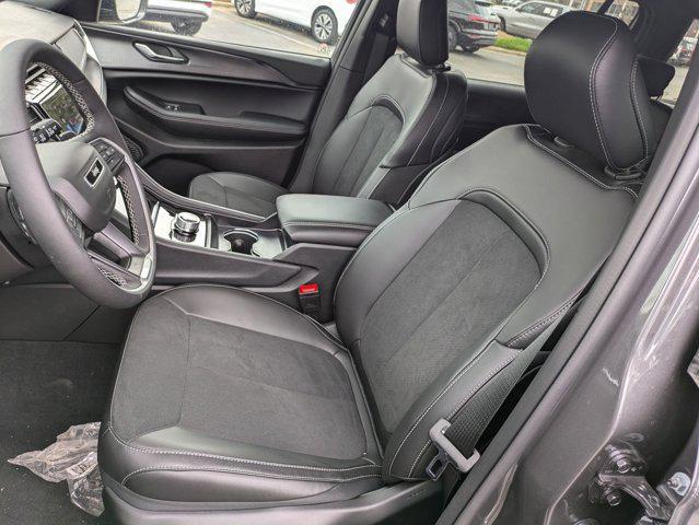 Photo of 2025 Baltic Gray Metallic Clearcoat Jeep Grand Cherokee L