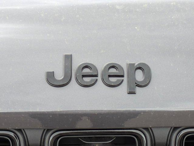 Photo of 2025 Baltic Gray Metallic Clearcoat Jeep Grand Cherokee L