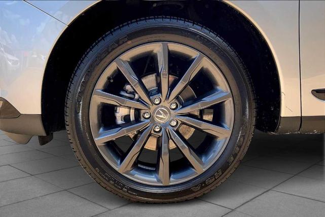 Photo of 2025 Solar Silver Metallic Acura RDX