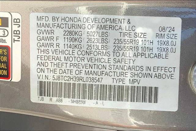 Photo of 2024 Liquid Carbon Metallic Acura RDX