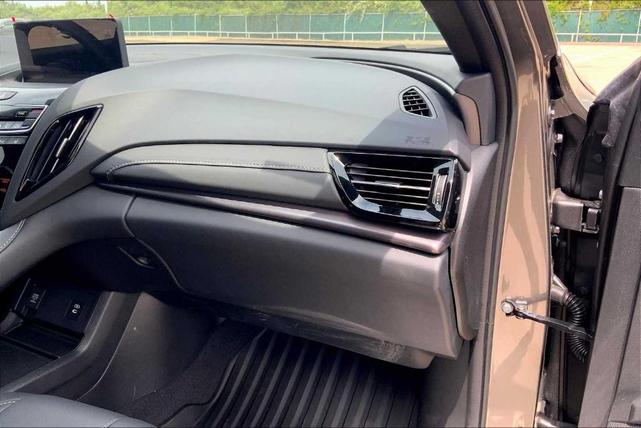 Photo of 2025 Liquid Carbon Metallic Acura RDX