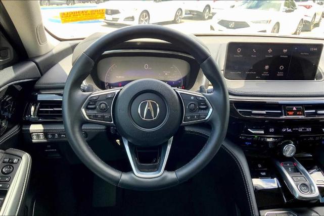 Photo of 2023 Platinum White Pearl Acura MDX