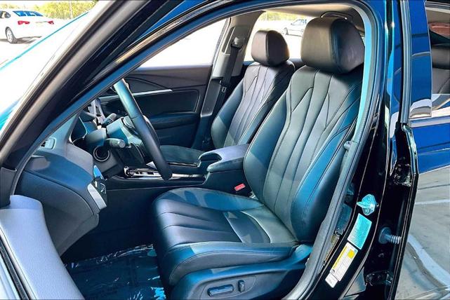 Photo of 2025 Majestic Black Pearl Acura Integra