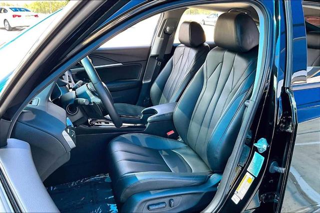 Photo of 2025 Majestic Black Pearl Acura Integra