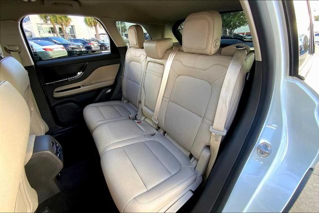 Photo of 2020 Pristine White Lincoln Corsair