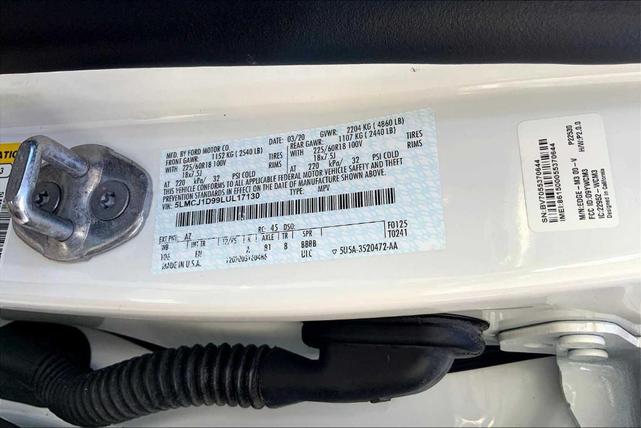 Photo of 2020 Pristine White Lincoln Corsair