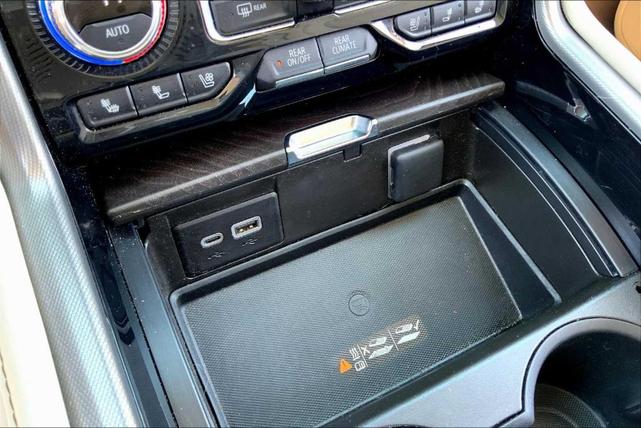 Photo of 2023 Midnight Blue Metallic GMC Yukon