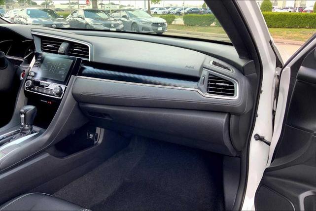 Photo of 2019 Platinum White Pearl Honda Civic