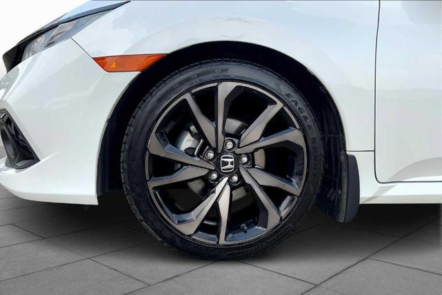 Photo of 2019 Platinum White Pearl Honda Civic