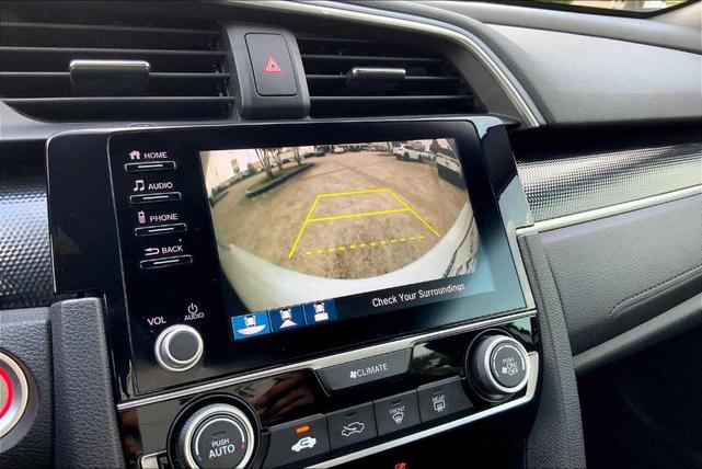 Photo of 2019 Platinum White Pearl Honda Civic