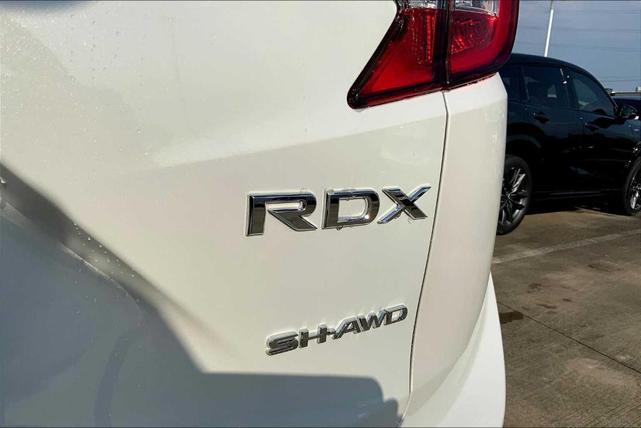 Photo of 2025 White Acura RDX