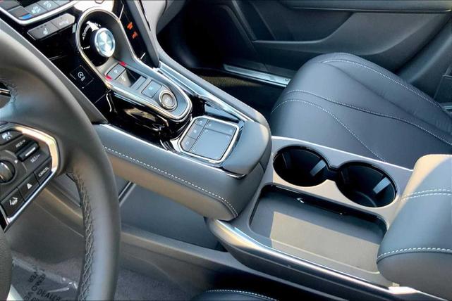 Photo of 2025 White Acura RDX