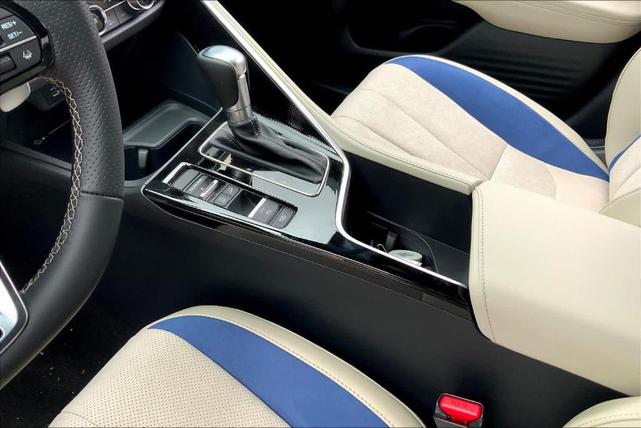 Photo of 2025 White Acura ADX