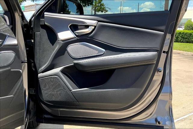 Photo of 2025 Liquid Carbon Metallic Acura RDX