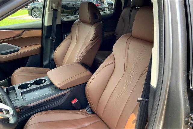 Photo of 2026 Gray Acura MDX
