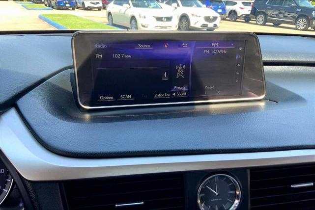 Photo of 2019 Eminent White Pearl Lexus RX 350