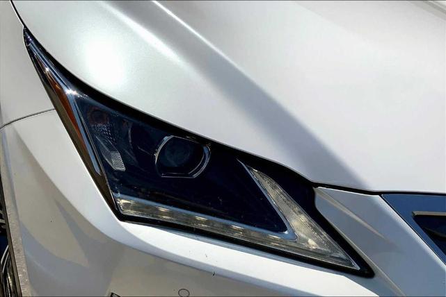 Photo of 2019 Eminent White Pearl Lexus RX 350