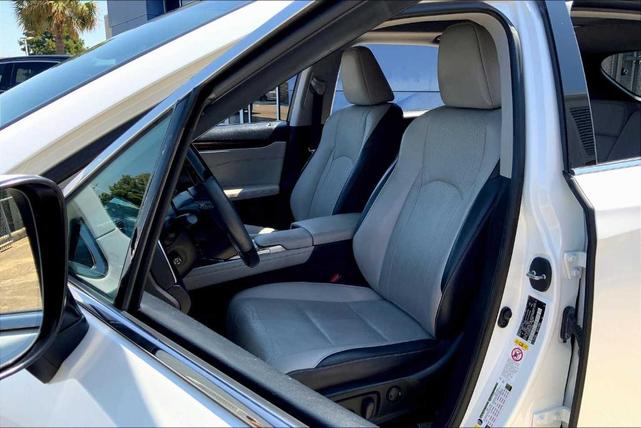 Photo of 2019 Eminent White Pearl Lexus RX 350