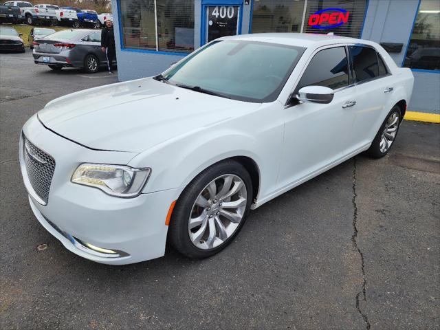 2019 Chrysler 300