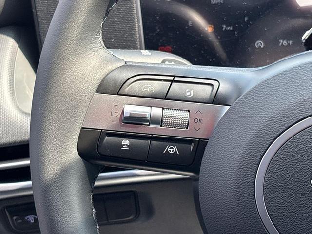Photo of 2025 Shimmering Silver Hyundai TUCSON